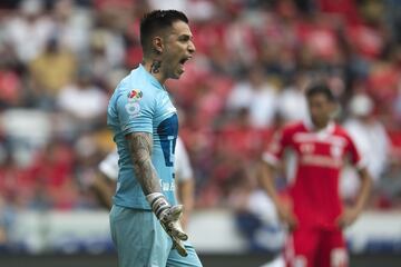 El cuadro Universitario ponía a dudar a más de uno previo a la liguilla debido a su incapacidad de derrotar a equipos que pertenecen a la fiesta grande. Sin embargo, los dirigidos por David Patiño demostraron lo contrario durante su apretada victoria sobre Toluca en el Nemesio Díez. Pumas tendrá una nueva oportunidad de probar su valor cuando cierre el torneo frente a Santos.