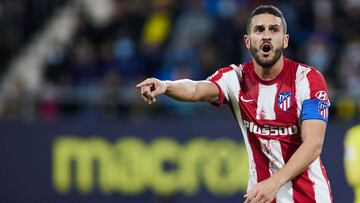 Koke da instrucciones durante el C&aacute;diz-Atl&eacute;tico.