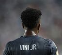 Giannis Antetokounmpo recibe regalo muy especial de Vinicius Júnior
