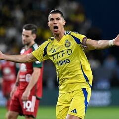 Abandonó a Pumas y hoy le pelea al tú por tú a Cristiano Ronaldo en Arabia