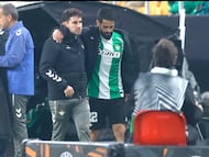 Isco, tras lesionarse.