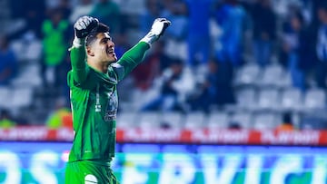 Carlos Moreno of Pachuca during the Play-In match between Pachuca and Pumas UNAM as part of the Liga BBVA MX, Torneo Apertura 2025 at Hidalgo Stadium, on November 20, 2025 in Pachuca, Hidalgo, Mexico.