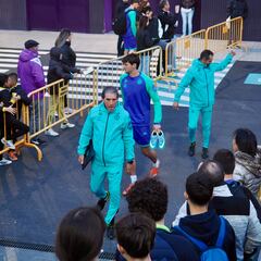 Primera sesión tras el bochorno con caras largas y sin reproches