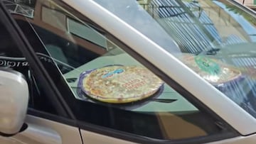 Deja dos pizzas al sol en el coche en Murcia y el resultado no convence: “Ideal para bacterias”