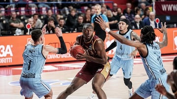 Mfiondu Kabengele, con el Reyer Venezia italiano en la Eurocup.