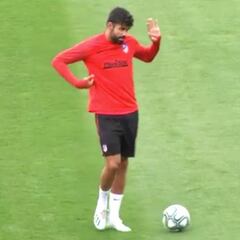 Es un 'showman' y siempre lo será: Diego Costa, en acción