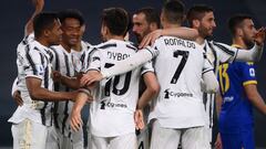 Juan Cuadrado y los jugadores de la Juventus