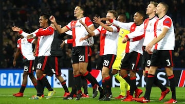 El Feyenoord, celebrando la victoria ante el N&aacute;poles.
