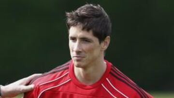 Torres se daña un tobillo pero estará con España