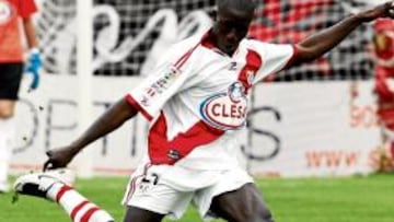 <b>UNO DE LOS FIJOS. </b>Diamé, en el partido del domingo pasado ante el Xerez, en el Teresa Rivero.