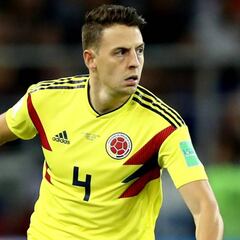 Razones para que Napoli elija a Arias por encima de Lainer