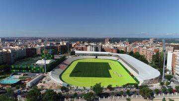 Est situado en el barrio de Chamber, Madrid. Espera la acogida de miles de aficionados tras una serie de obras de remodelacin despus de que fuera derribado en 2007. Estas son sus nuevas instalaciones.