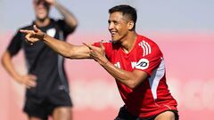 A Almeyda le preguntan por el fichaje de Alexis Sánchez y la respuesta es épica: “Con las vacas...”