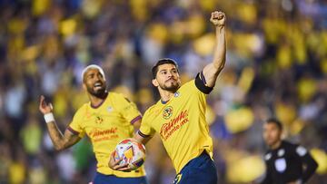 Henry Martin celebrates his goal 1-1 of America during the Semi-Final second leg match between America and Cruz Azul as part of the Liga BBVA MX, Torneo Clausura 2025 at Ciudad de los Deportes Stadium on May 18, 2025 in Mexico City, Mexico.