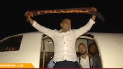 Falcao llega a Estambul en medio de la locura de los hinchas del Galatasaray