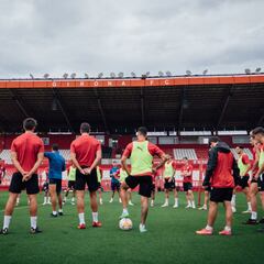 El Girona, en vilo por el árbitro y el VAR del duelo ante el Almería