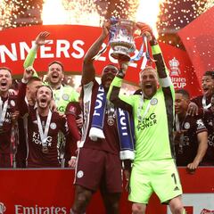 Tielemans y Schmeichel le dan su primera FA Cup al Leicester