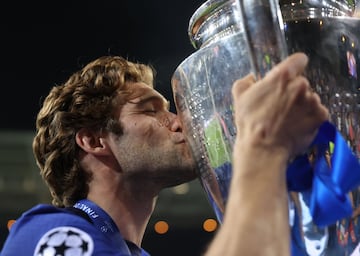El jugador espa?ol se proclam¨® campe¨®n de Europa tras ganar al Manchester City en la final de la Champions 2021. Segundo trofeo para el Chelsea.