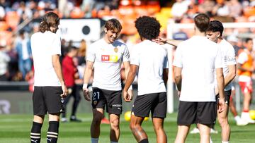 03/02/24 PARTIDO PRIMERA DIVISION
VALENCIA CF - ALMERIA
JESUS VAZQUEZ CALENTAMIENTO