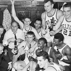 Which NBA teams have most Hall of Famers?