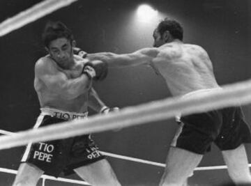 Urtain fue boxeador profesional entre 1968 y 1977.