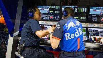 BAHRAIN, BAHRAIN - APRIL 08:  Toyoharu Tanabe of Honda and Japan celebrates with Franz Tost of Scuderia Toro Rosso and Austria during the Bahrain Formula One Grand Prix at Bahrain International Circuit on April 8, 2018 in Bahrain, Bahrain.  (Photo by Pete