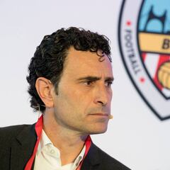 Molina: "Valoramos la opción de un amistoso en Bilbao antes de la Eurocopa"
