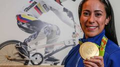 Mariana: "Es bonito regresar y compartir con todos la medalla"