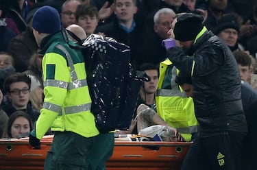 El joven centrocampista del Hull City se retira definitivamente de los terrenos de juego tras el cabezazo fortuito con Cahill ante el Chelsea en 2017 que le provoc una lesin de gravedad en el crneo.