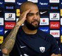 Dani Alves: “El Barcelona pudo haber ido de frente conmigo”