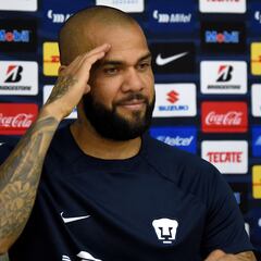 Alves: “Barça could have been straight with me”