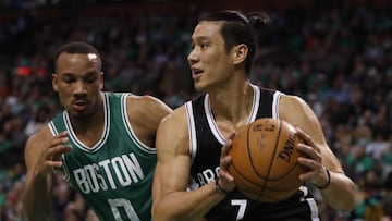 Oct 26, 2016; Boston, MA, USA; Brooklyn Nets guard Jeremy Lin (7) works the ball against Boston Celtics guard Avery Bradley (0) in the second quarter at TD Garden. Mandatory Credit: David Butler II-USA TODAY Sports