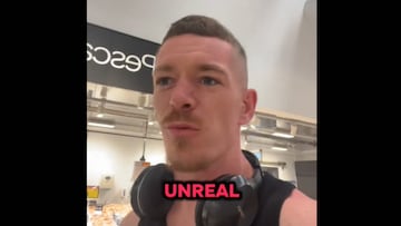 Un turista británico va con su madre a comprar al supermercado en Cádiz y lanza un alegato en favor de España: “En Reino Unido nos están robando”