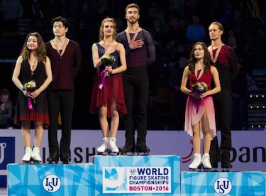Ice dancing duo from France take gold and set new points record