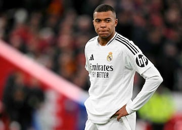 Mal partido de Kylian Mbappé, desangelado, errático y, a ratos, desaparecido.