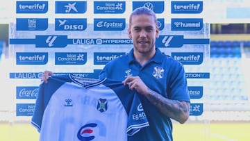 Dos fichajes y cuatro salidas