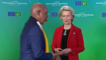 Qui¨¦n es Haji Abubaker Jeje Odongo: el pol¨ªtico que niega el saludo a Ursula Von der Leyen