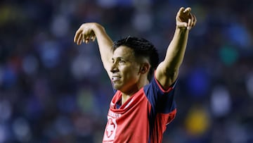 Angel Sepulveda celebrates his goal 2-0 of Cruz Azul during the 15th round match between Cruz Azul and Santos as part of the Liga BBVA MX, Torneo Apertura 2024 at Ciudad de los Deportes Stadium on November 02, 2024 in Mexico City, Mexico.