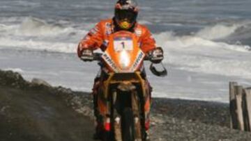 <b>EN EL BOLSILLO.</b> El piloto catalán está cada día más cerca de hacerse con la victoria en tierras sudamericanas.