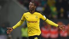 El delantero Adrián Ramos disputó con Borussia Dortmund las temporadas: 2014 – 2015 y 2015 – 2016