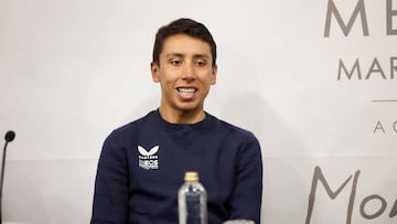 Egan Bernal en rueda de prensa