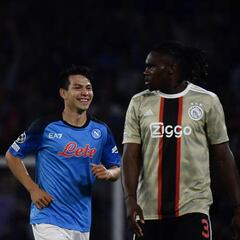 Manchester United en busca de Hirving Lozano