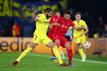 El extremo colombiano anotó en la victoria 2-3 de Liverpool ante Villarreal y fue la gran figura de la clasificación a la final de la Champions League. 