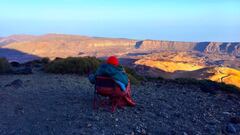 Gema Hassen-Bey, mira al horizonte desde 3.000 metros.