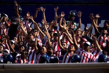 La Invasión de las Chivas en el Estadio Azul