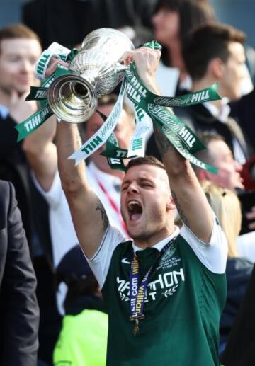 Hibs beat Rangers to win the Scottish Cup after 114 years