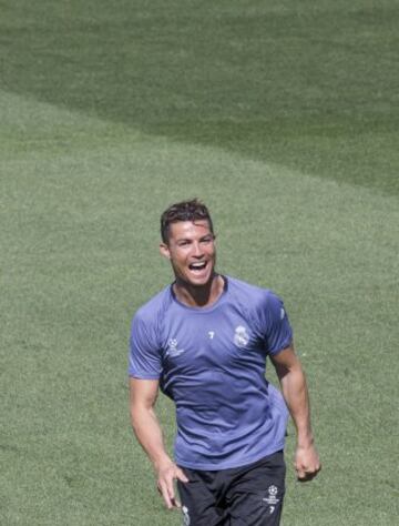 Risas y buen rollo en el entrenamiento del Real Madrid