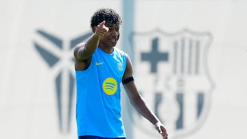 Lamine, en el entrenamiento de este martes del Barça.