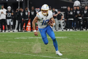 Justin Herbert, de Los Angeles Chargers, tiene un salario de 52.5 millones de dólares.