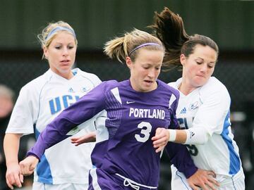 Prior to her professional debut, Rapinoe was in the NCAA Women's University Cup with the University of Portland.